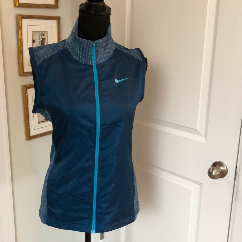NWOT NIKE Golf vest